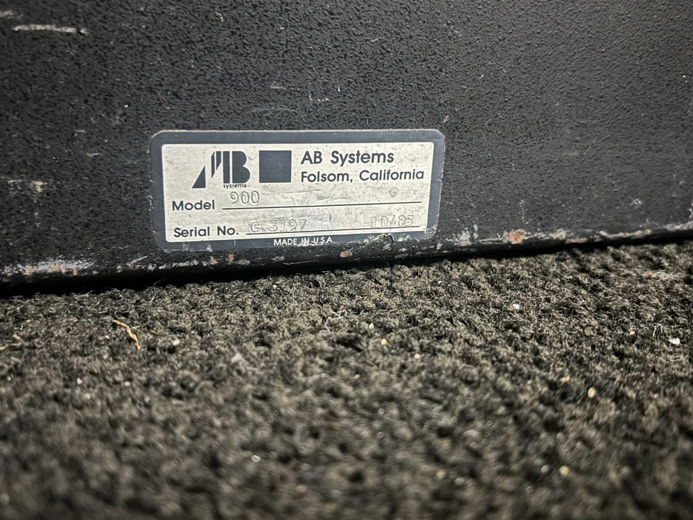 AB Systems Precedent Series 900 Power Amplifier UNTESTED POWERS ON AS-IS