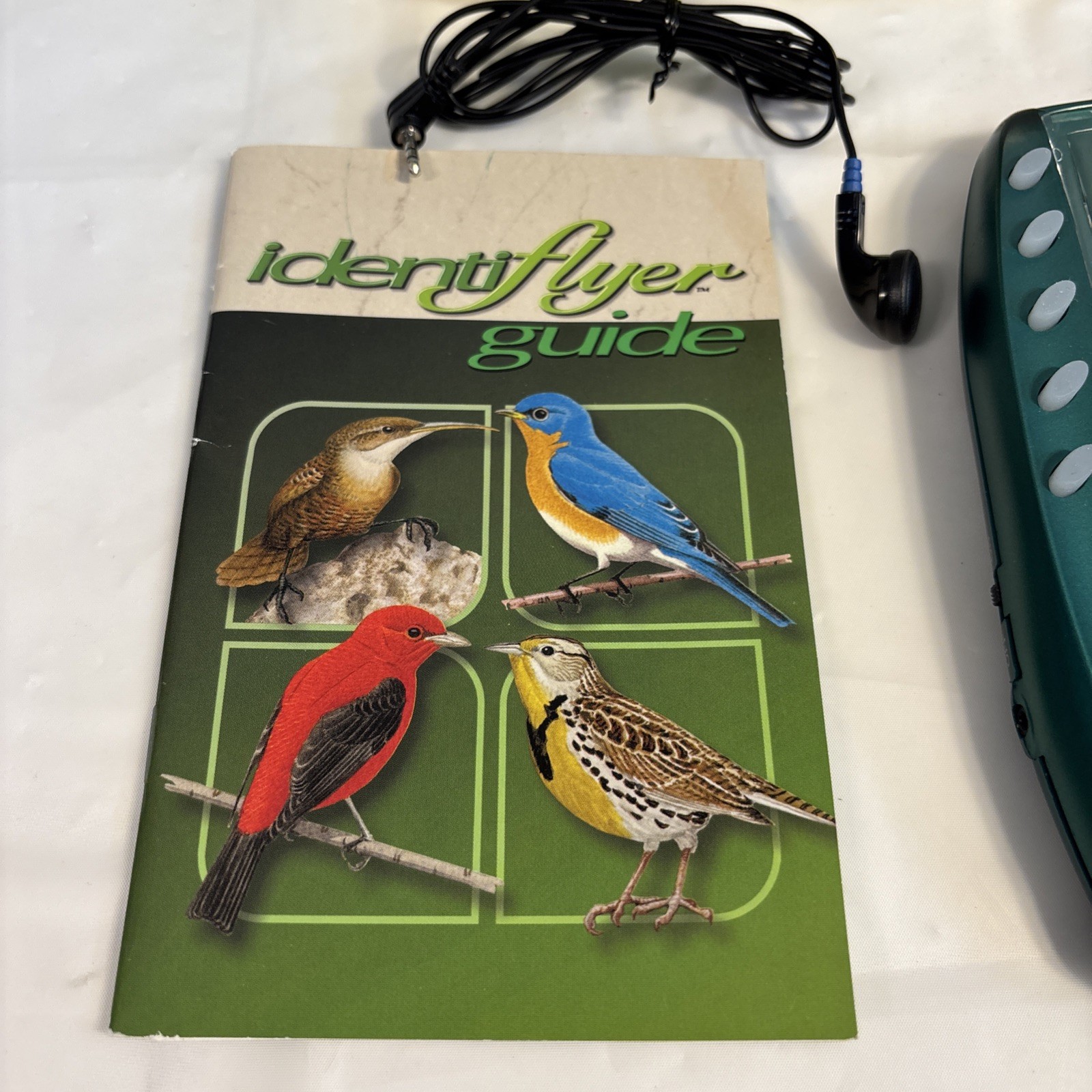 BirdSong IdentiFlyer Bird Song Identifier with 2 Cards Working Tested