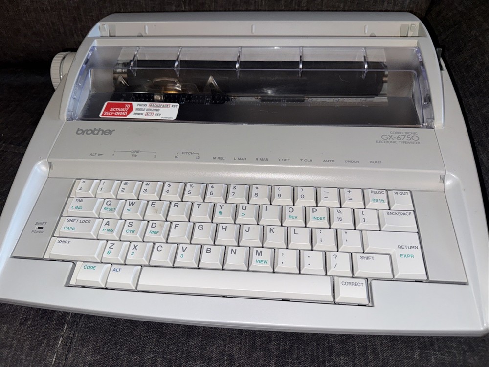 brother gx-6750 electronic typewriter