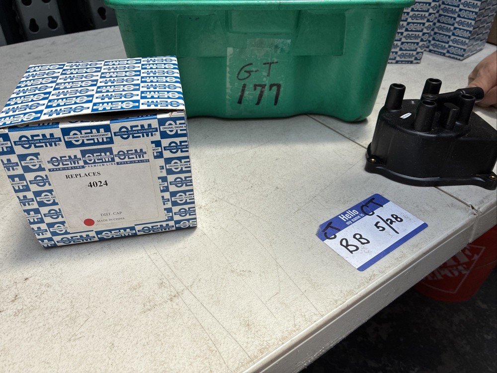 OEM Distributor Cap 4024