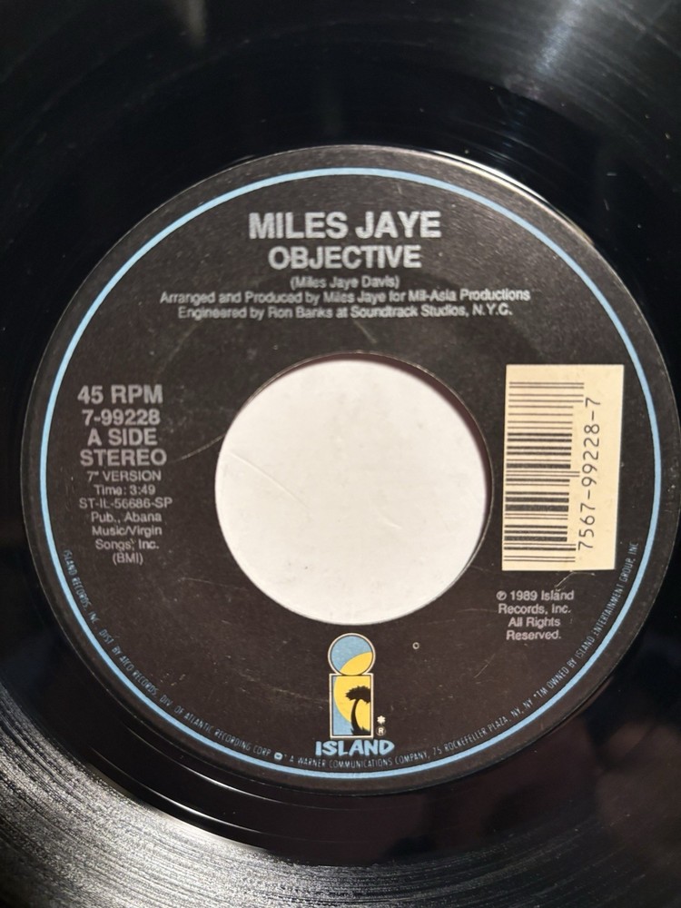 Miles Jaye “Objective” Island 7” 45 Strong VG+
