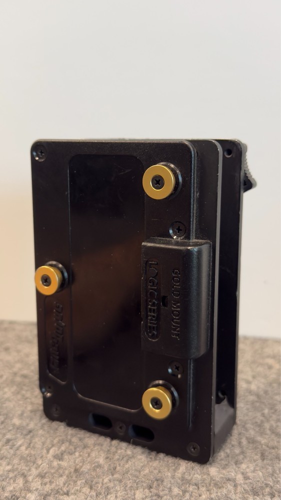 Teradek Bolt 3000 HDMI-SDI 1:1 Wireless Video System Kit with Array Panel