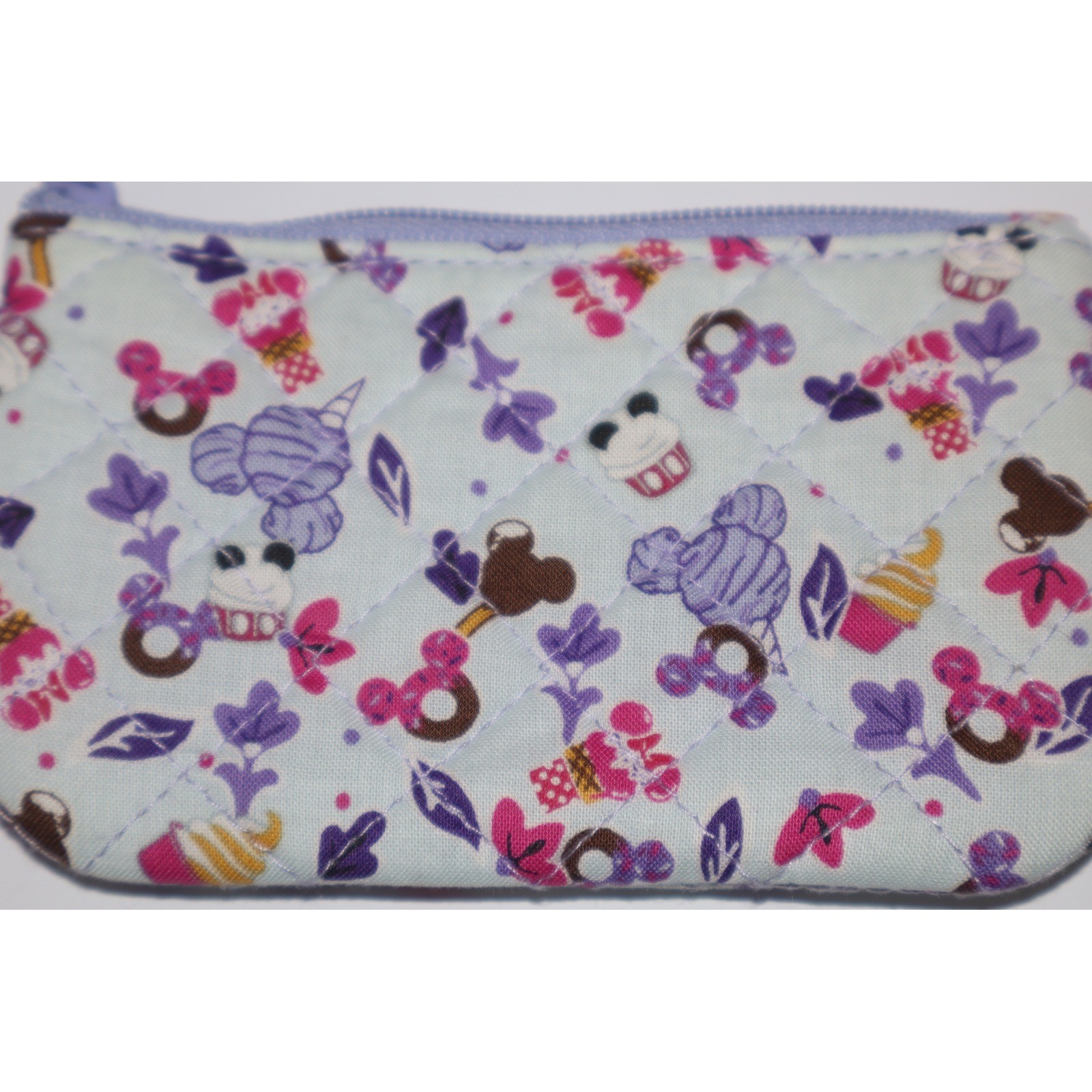 Vera Bradley Disney Sweet Treats Snacks Zip ID Case Limited Edition NEW