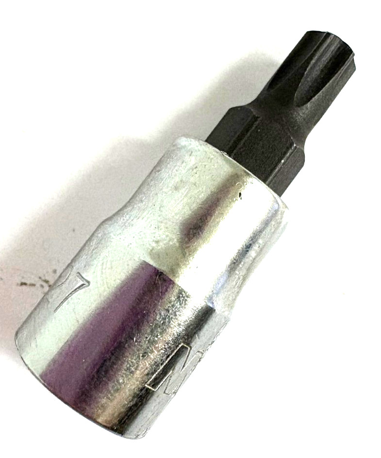 1/4" DRIVE SD-27 STAR BIT SOCKET MIT 1339