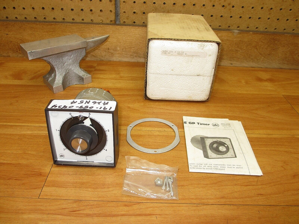 ATC 305E101A10XX *NEW* Timer 0-6sec Automatic Timing & Controls