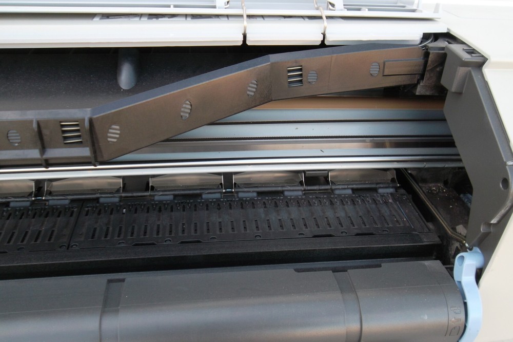 HP DesignJet 500ps Plotter 42" Roll Color Printer Wide Inkjet USB Network C7770C