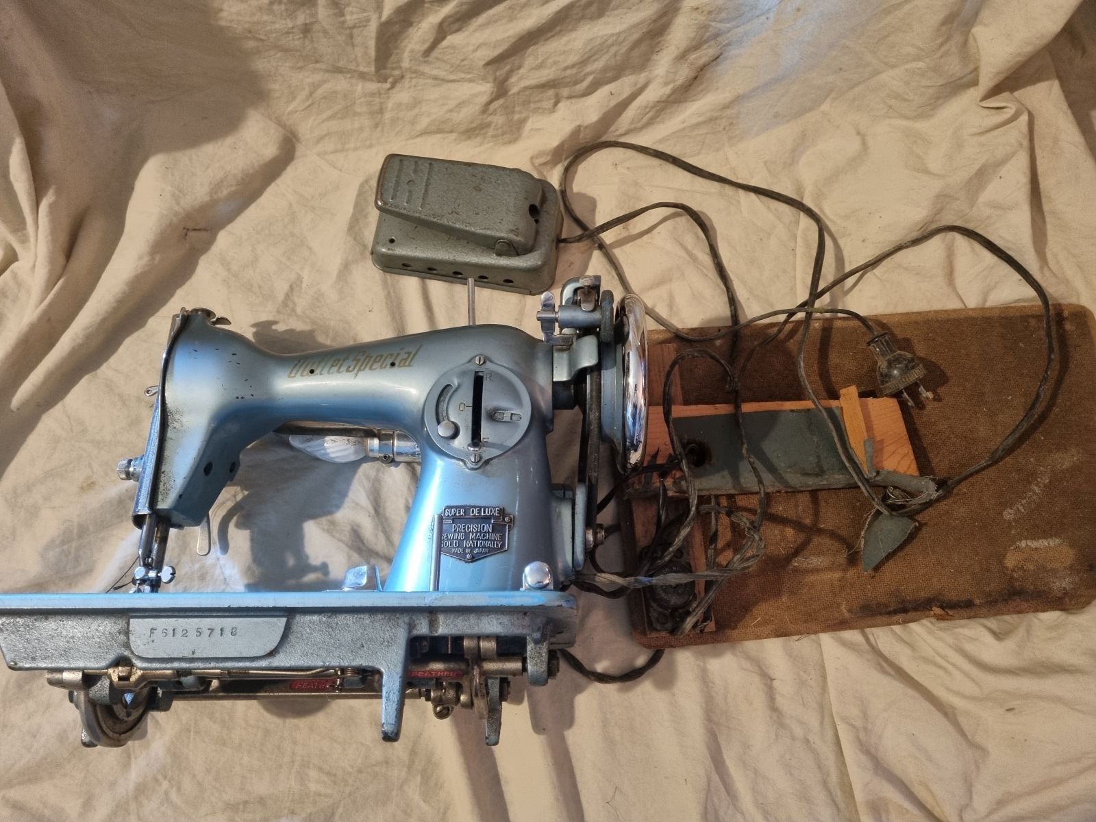 Vintage Sewing Machine Super Deluxe Precision Japan