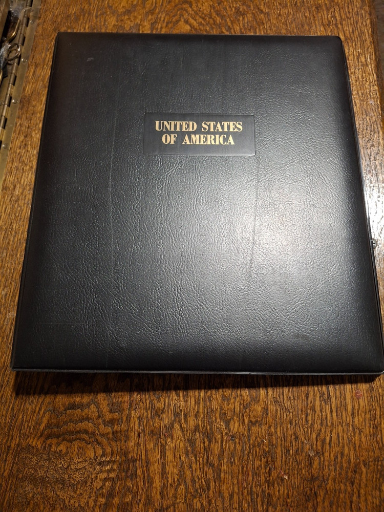 US Stamp Padded 3 Ring Binder & Pages for Singles & Coils 1987-91