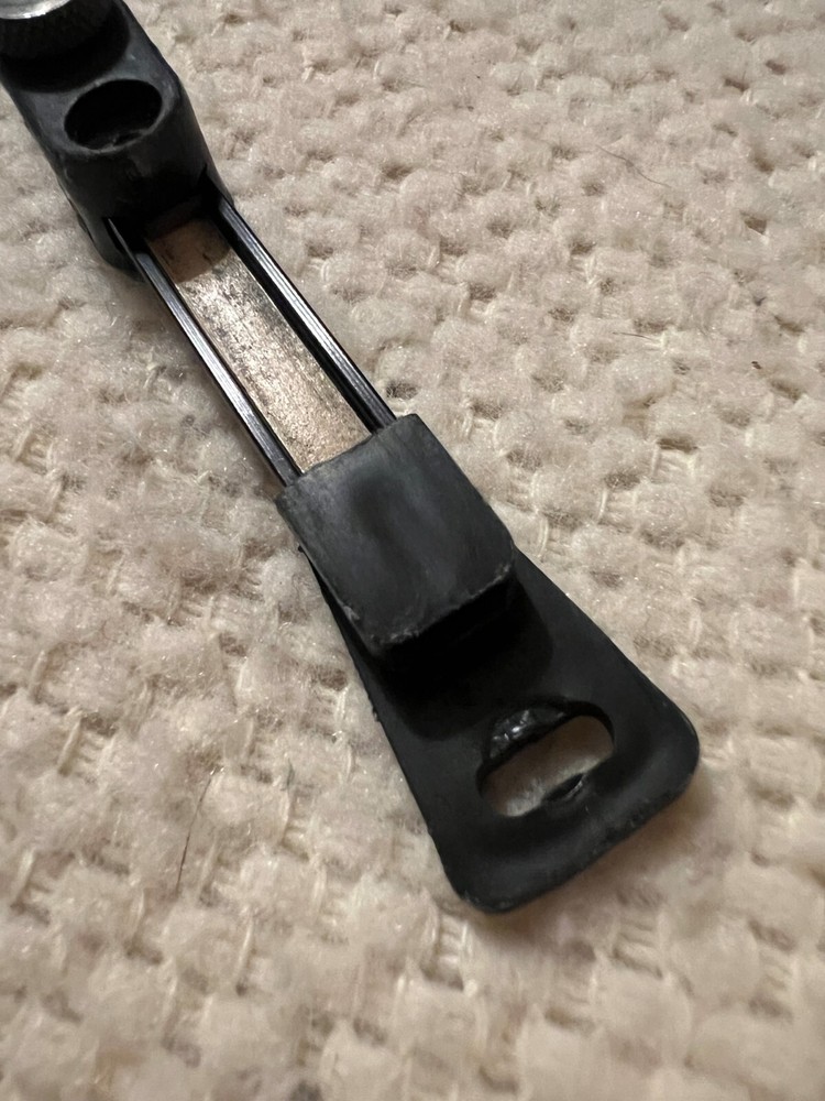 Recurve or Long Bow Archery Sight