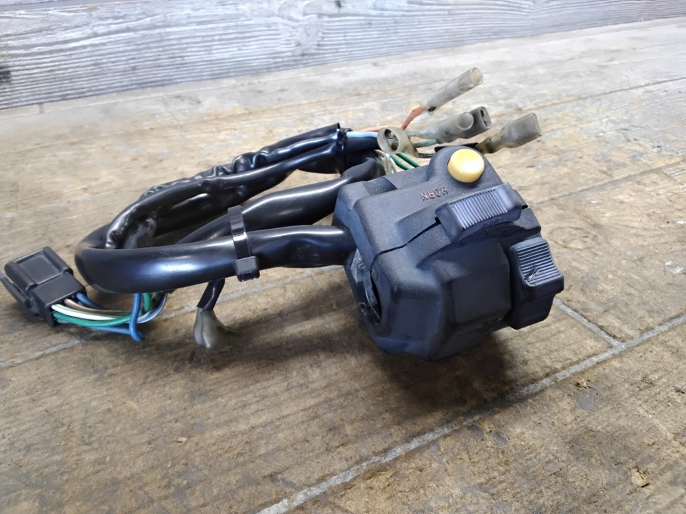 1979 HONDA CB750K LEFT HANDLEBAR CONTROL SWITCH IH-714