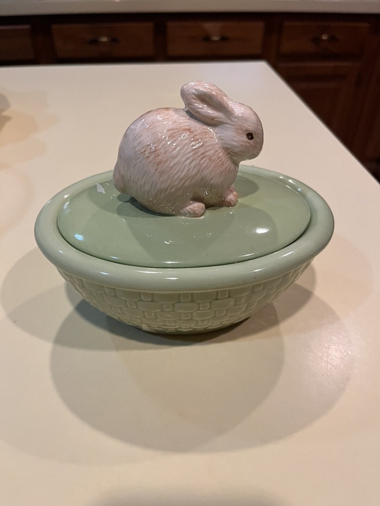 Hallmark Ceramic Easter Bunny Candy Dish/ Covered 7 Inches Long 6” High
