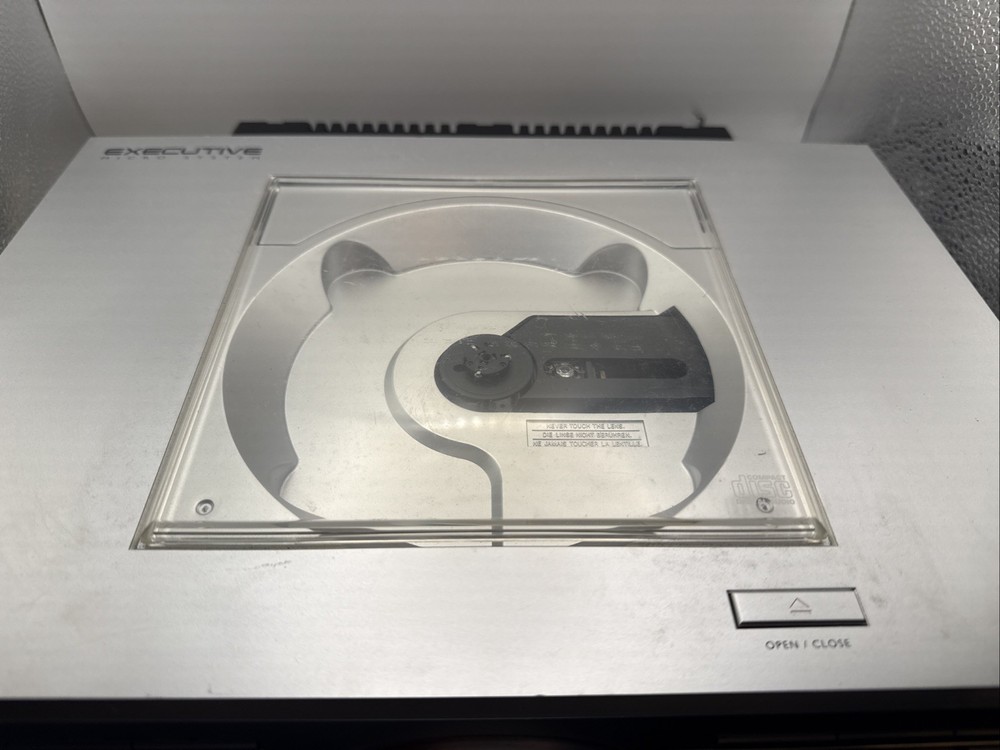 Emerson ES769 Executive Micro Stereo System - Tested Works Great