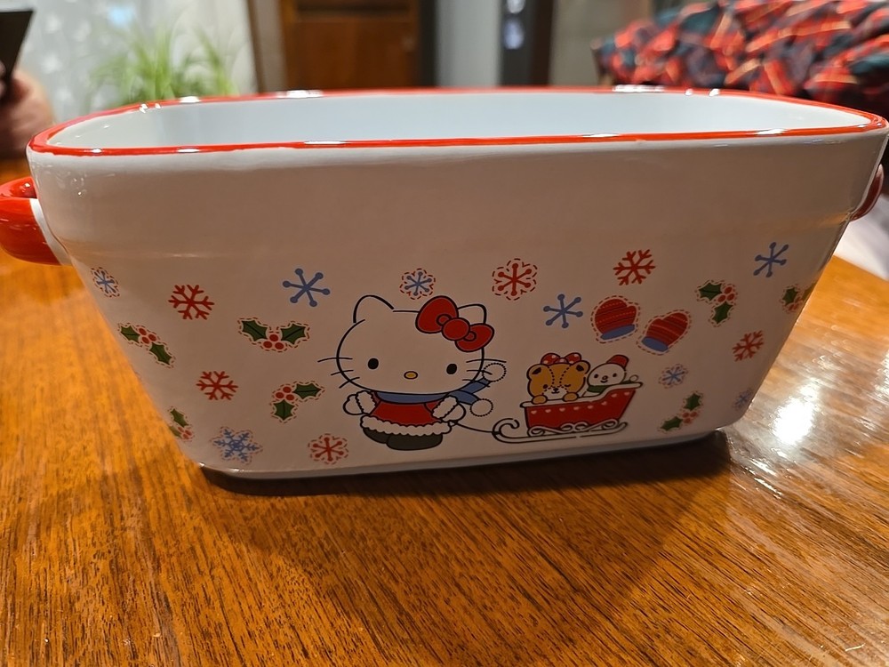 New With Tags Hello Kitty Christmas Baking Bread Cake Ceramic Loaf Pan