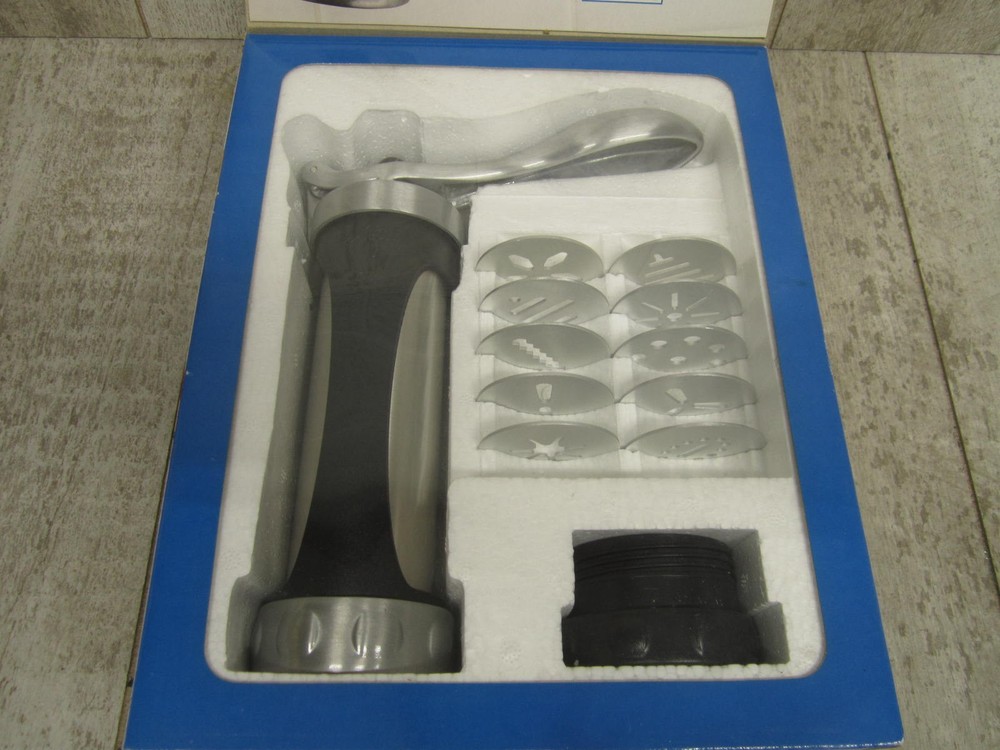 Wilton Cookie Pro Ultra Cookie Press NEW