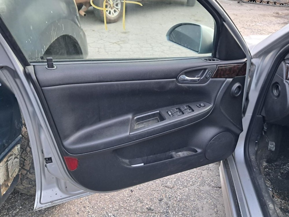 IMPALA 2013 Glove Box 4781077