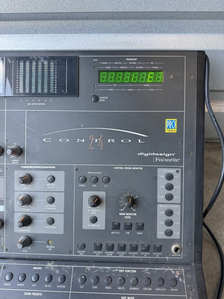 Digidesign Focusrite MC124 Control24 Protools Professional Mixer Console WORKS!