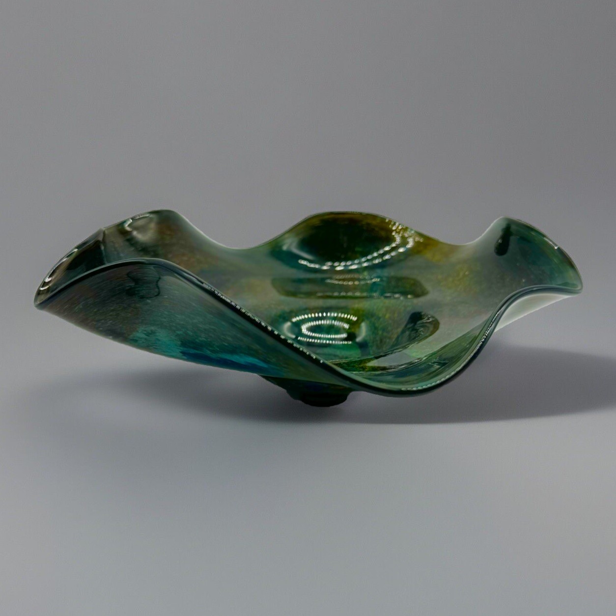 Loan Nemtoi  art glass  “Wavy”  bowl original hand-blown signed home decor