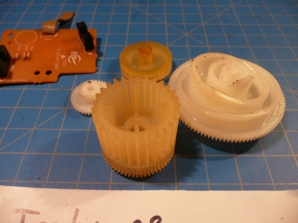 Technics SL-PC33 CD Changer Replacement Parts