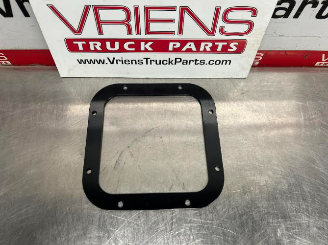 KENWORTH K198-1178-1 SHIFT BOOT RETAINER