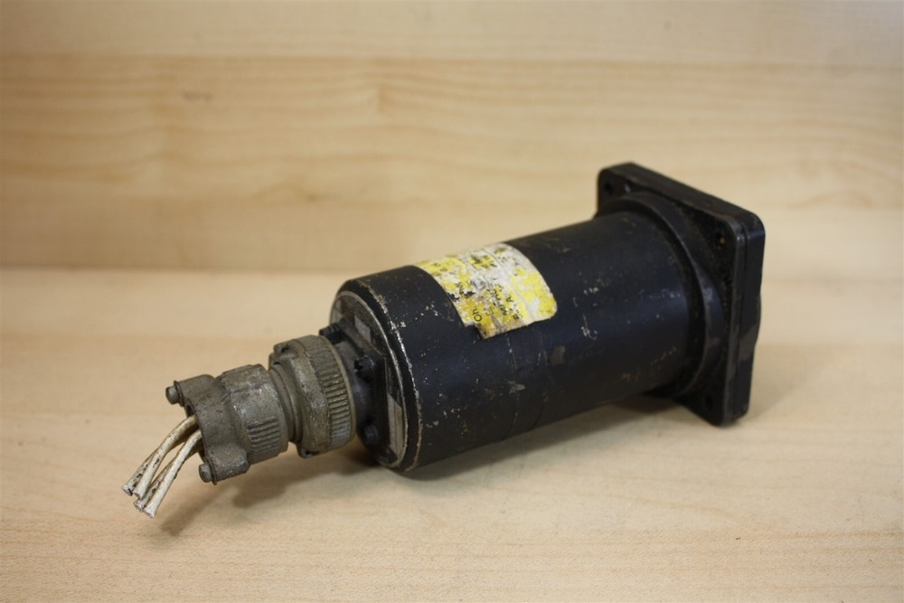 The Liquidometer Corp EA711-C-5 Fuel Quantity Indicator