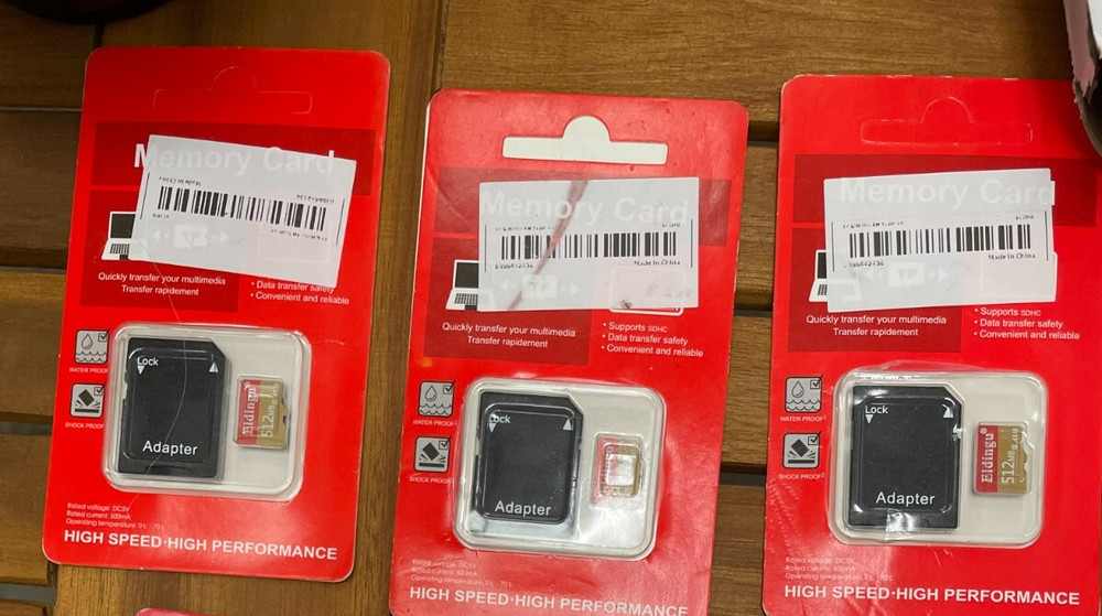 3x Eldingu 512GB Memory Cards + Adapters