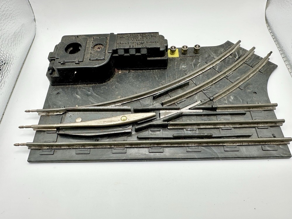 Lionel No. 1122 O27 Switch & Controller Set