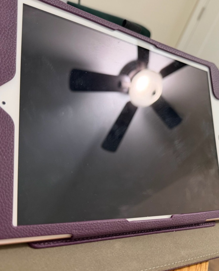 ipad 8th generation rose gold 32gb no box