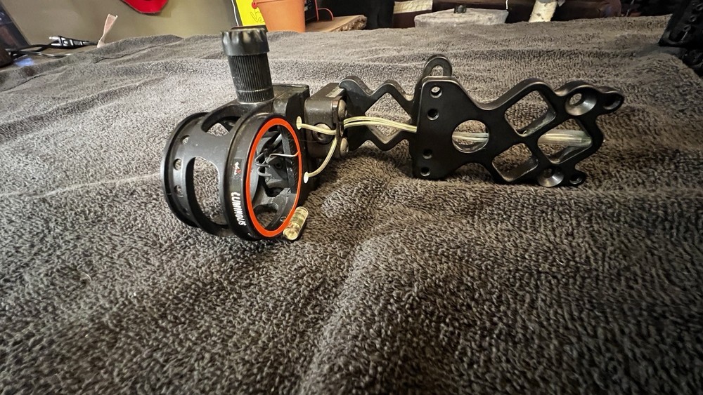 Vital Bow Sight Luminous