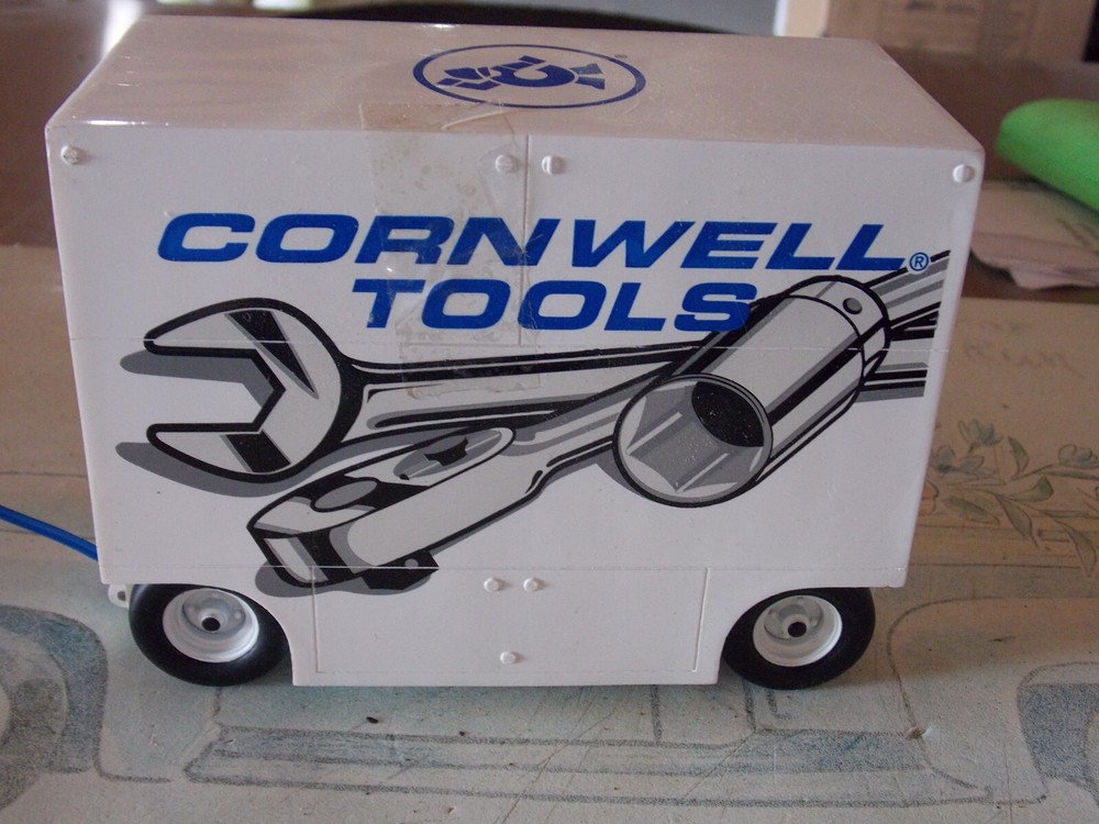 CORNWELL TOOLS ROLLING CREW TOOL BOX BANK