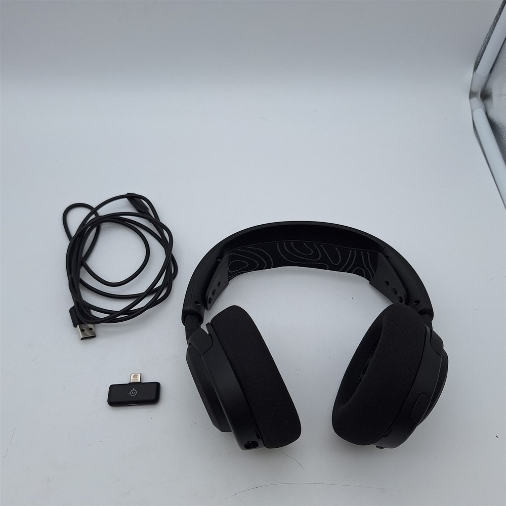 SteelSeries Arctis Nova 5 Wireless Multi-System Gaming Headset, Black