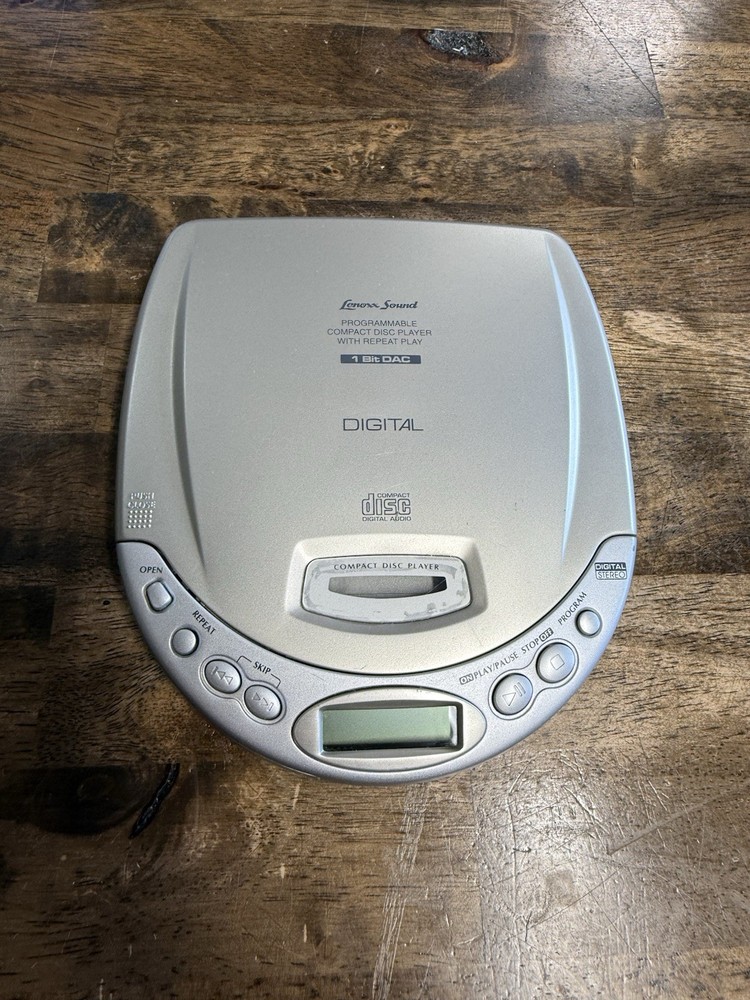 Lenoxx Sound Programmable Compact Disc Player W/Repeat Player 1 Bit DAC Digital