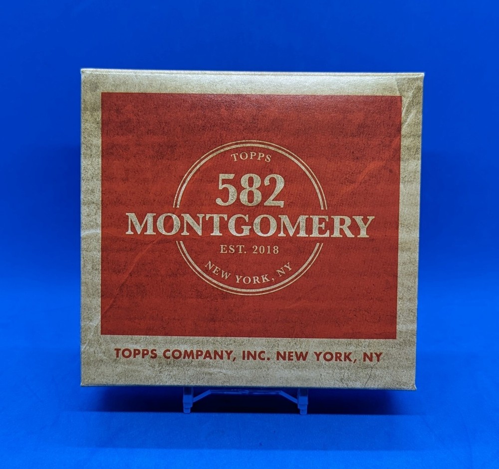 582 Montgomery Club - Empty Box with Plastic Case & Foam Buffer Insert