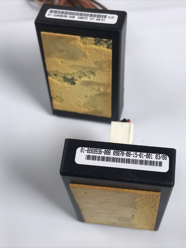 2 Whelen ULF22 LED Flasher