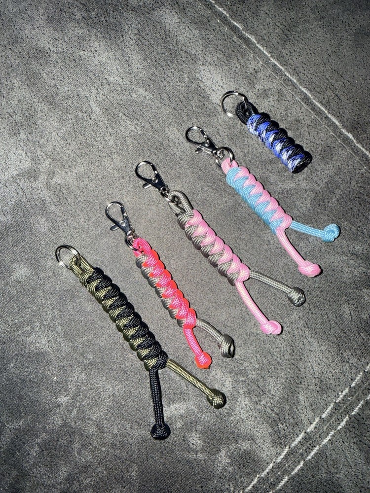 Multi Color Paracord Mini Keychain/Zipper Pull Key Ring