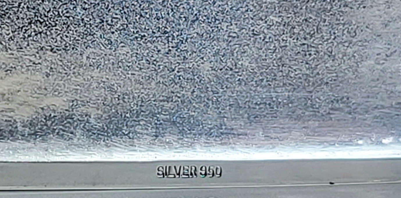 FINE LRG c. 1965 Japanese Hammered Sterling+ Silver Curved Smokes Case 3.56 ozt