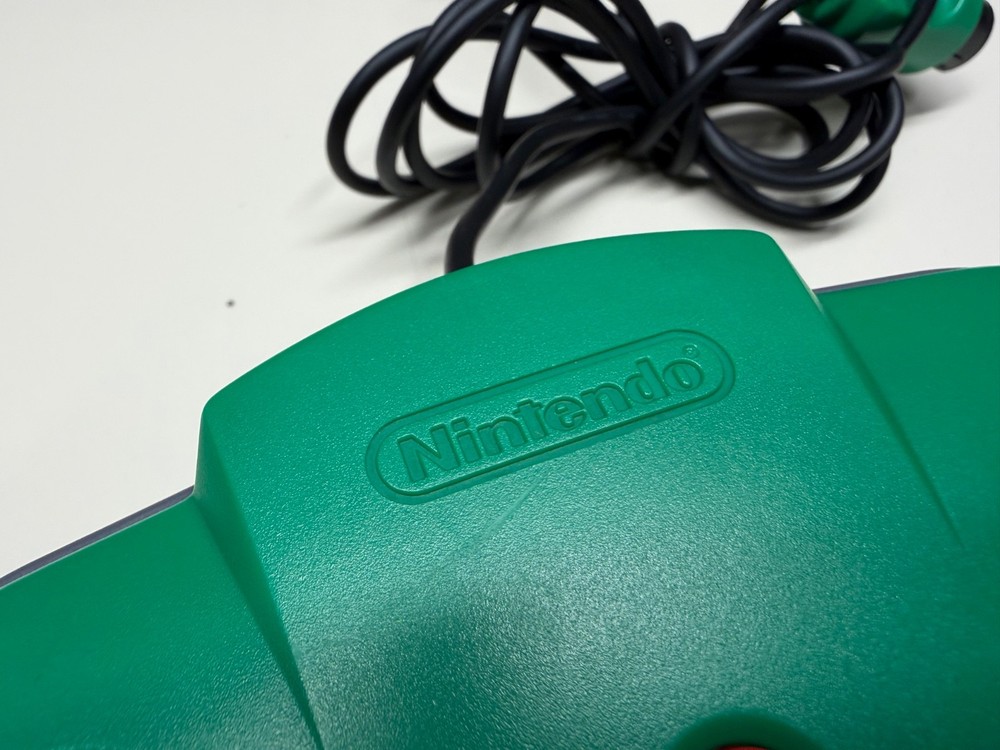 AUTHENTIC NINTENDO N64 WIRED CONTROLLER GREEN WORKING NICE GOOD STICK