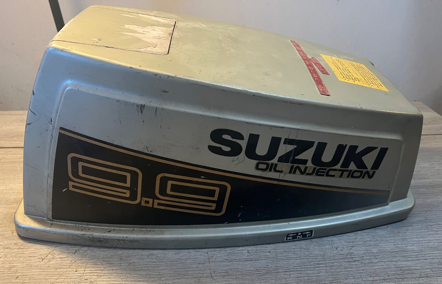 1989-1997 Suzuki 8 hp 9.9 hp outboard top cowl bonnet