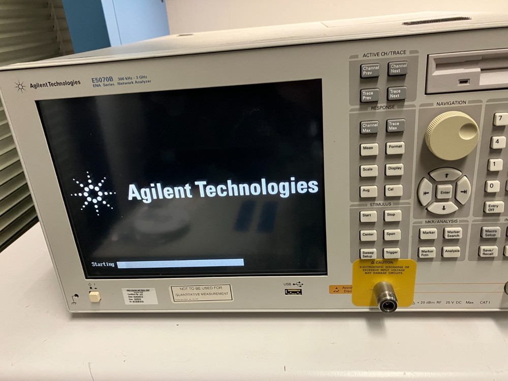 Agilent E5070B  300kHz- 3GHz ENA Series  Network Analyzer