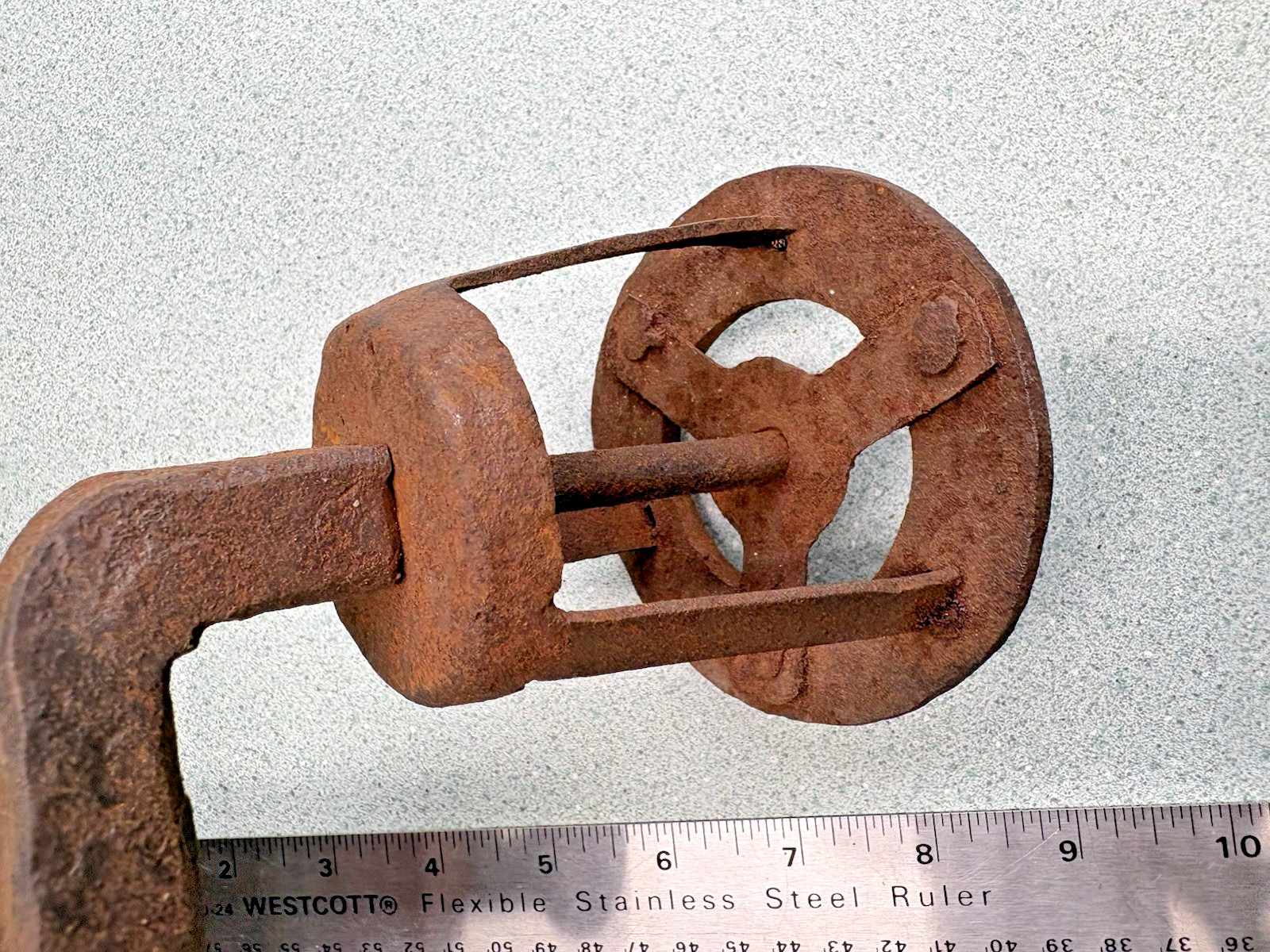 Antique Blacksmith Hand Forged Cage Head LARGE Brace Iron Tool Drill nice