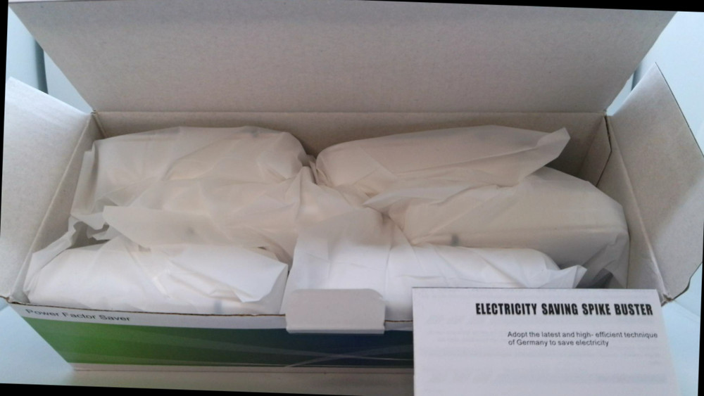 6 Pack Plug In Voltage Stabilizer Device 90-250V Compact Electrical Plug Unit