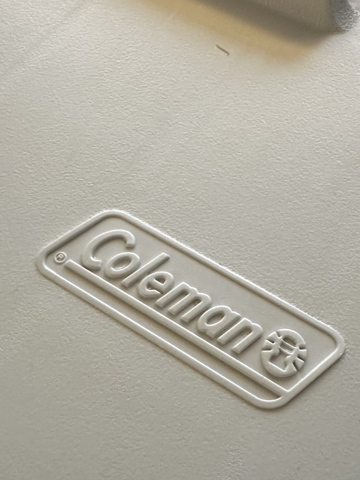 Coleman PARTY STACKER COOLER Model 6225 BLUE 24 Can Stackable Chest DISCONTINUED