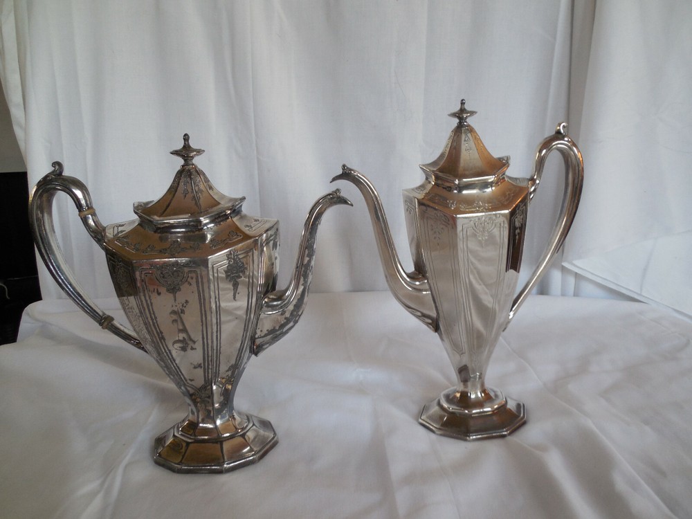 Reed  Barton Art Deco silver tea & coffee pots monogrammed A