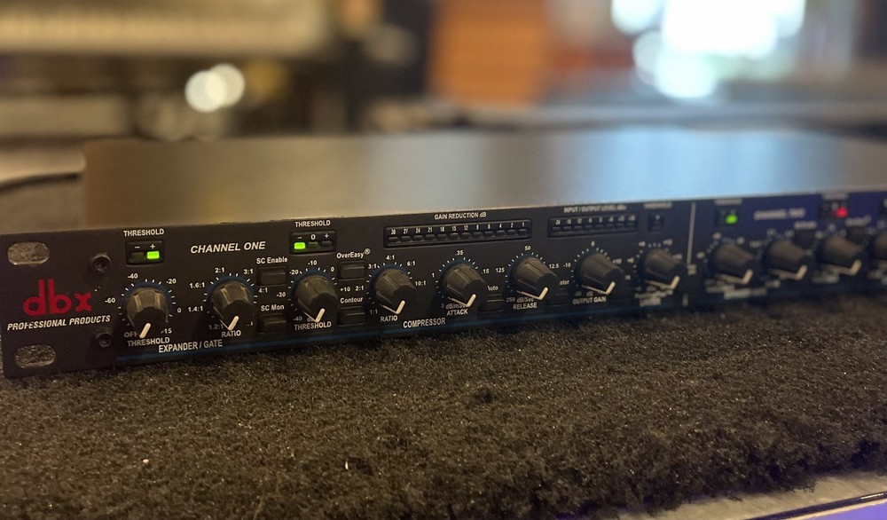 DBX 1066 Compressor / Limiter / Gate 2 Channel Rack Effect Unit w/ Power Cable