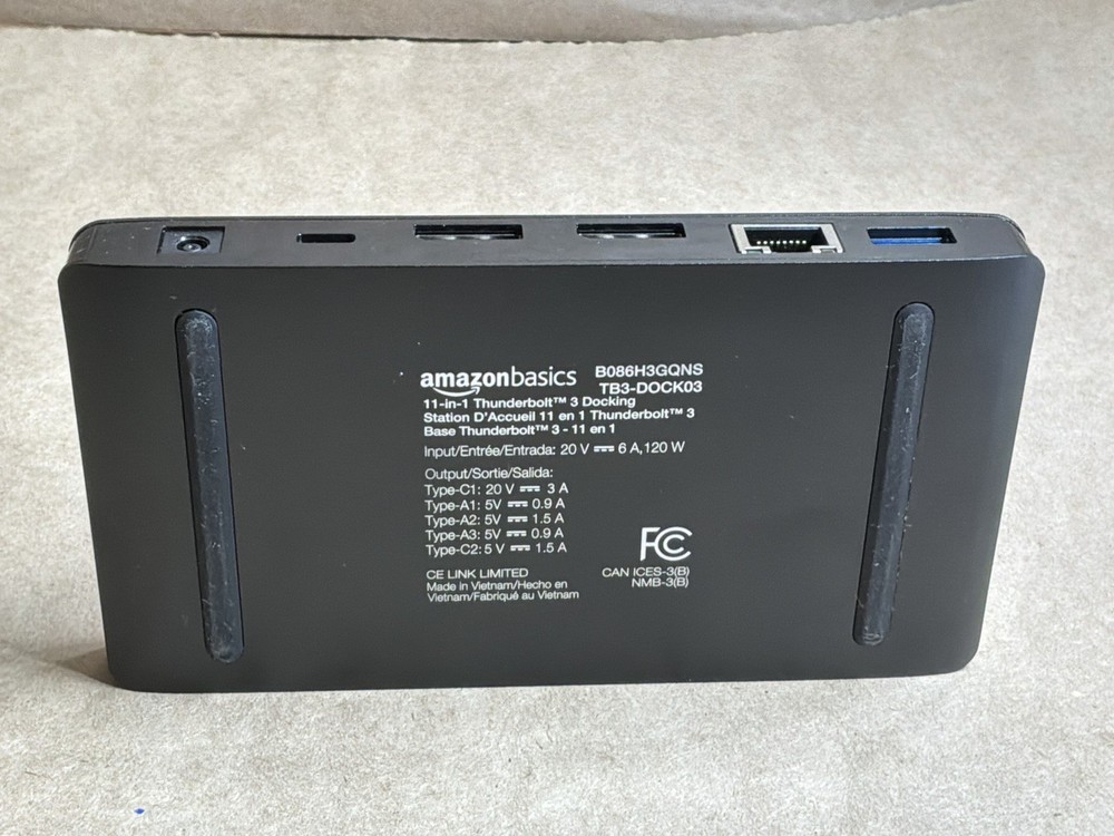 Amazon Basics Thunderbolt 3 Docking Station TB3-DOCK03 *No Power Adapter*