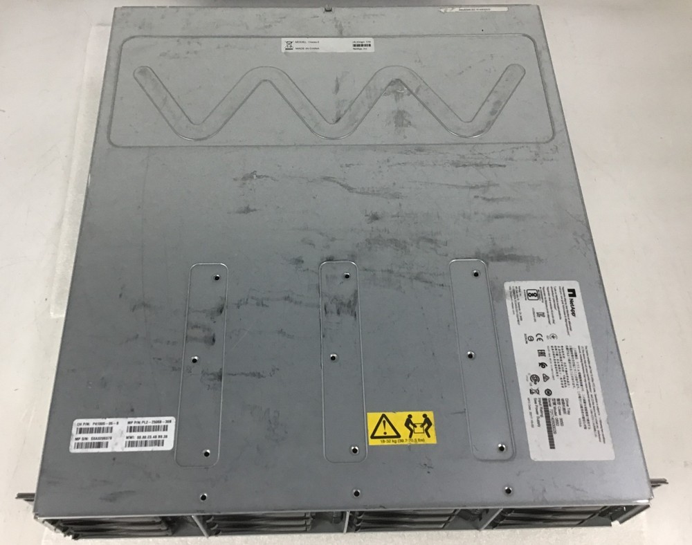 NetApp 3650 Model 0892 E-Series 12x 3.5" SAS Bays Storage array 2x E-X270800A-R6
