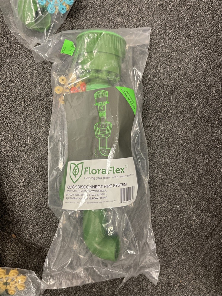 4 - FloraFlex Quick Disconnect Pipe System Multi-Flow - 3/4" T Fitting