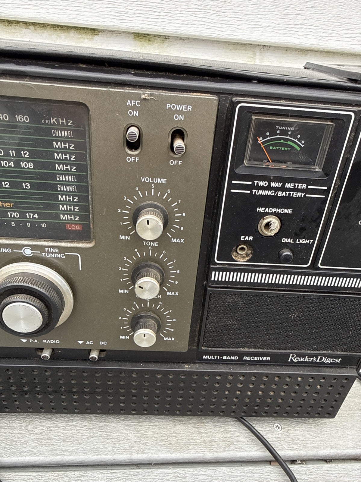 Vintage Readers Digest Multi-Band Radio Model RECEIVER RDA-127 Works No Strap