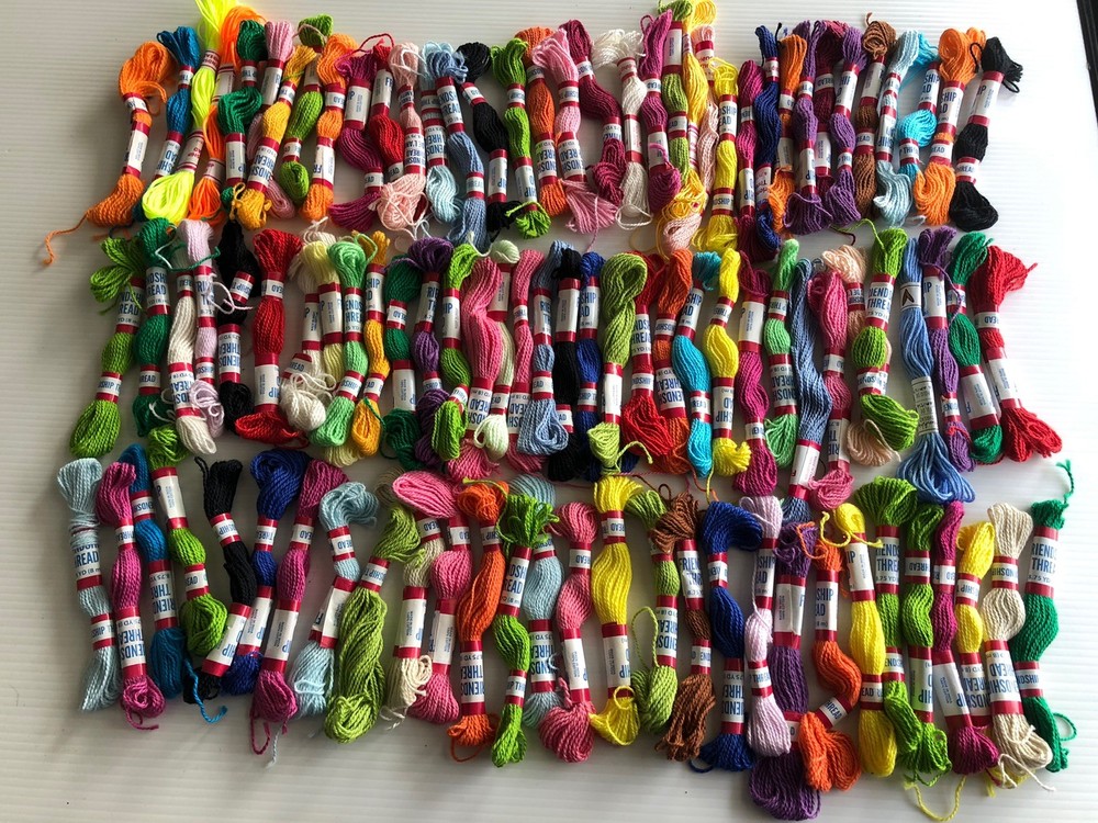 FRIENDSHIP THREAD Skeins Lot