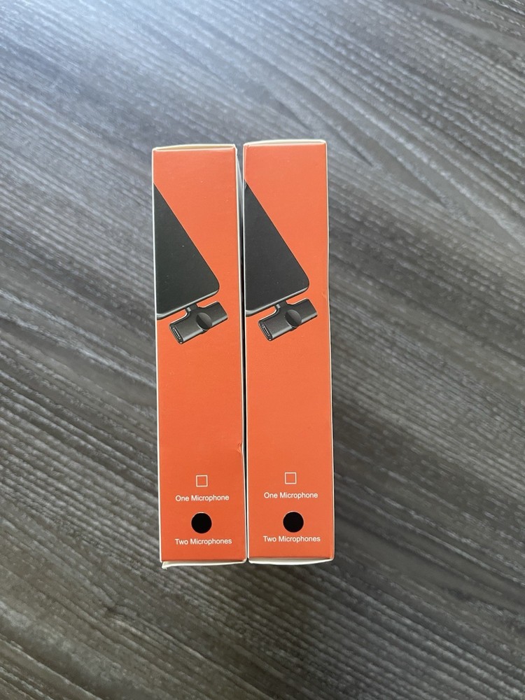 Black Wireless Microphone Set