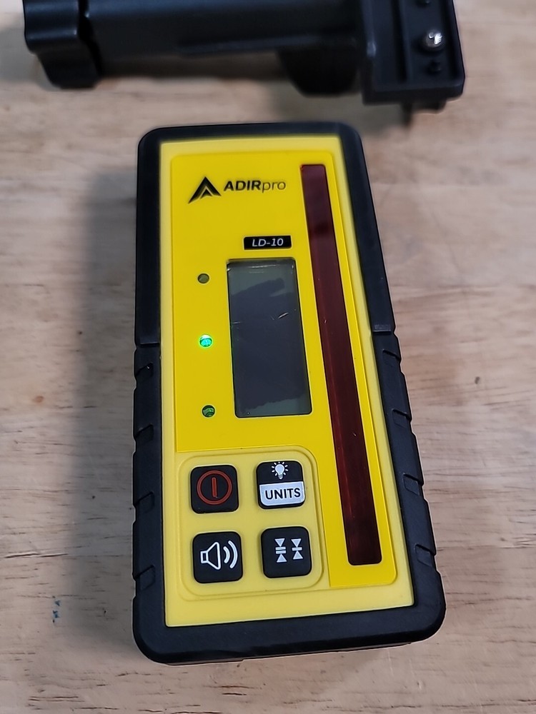 Adirpro Universal Rotary Laser Detector Dual LCD Digital Elevation *read*